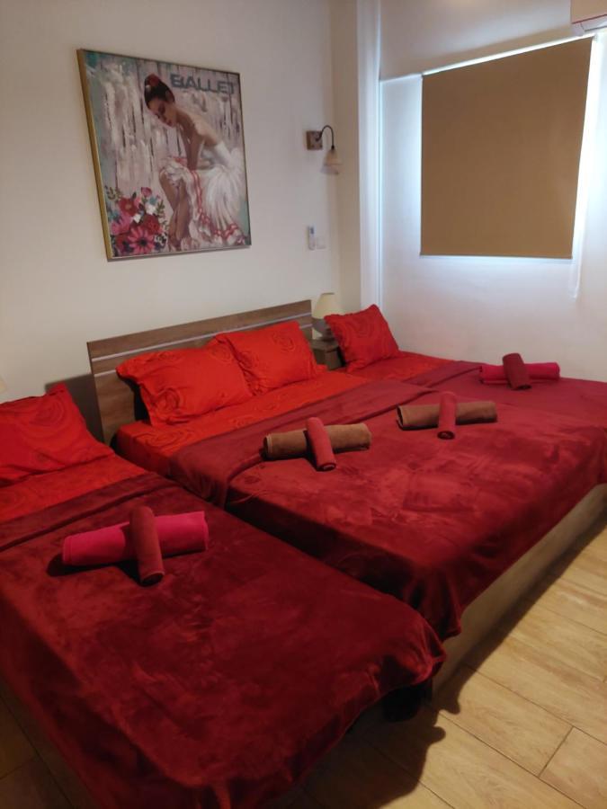 Love Holiday Suite 1 Tris Elies Kültér fotó